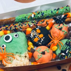 Halloween Treat Box by The Patient Piper